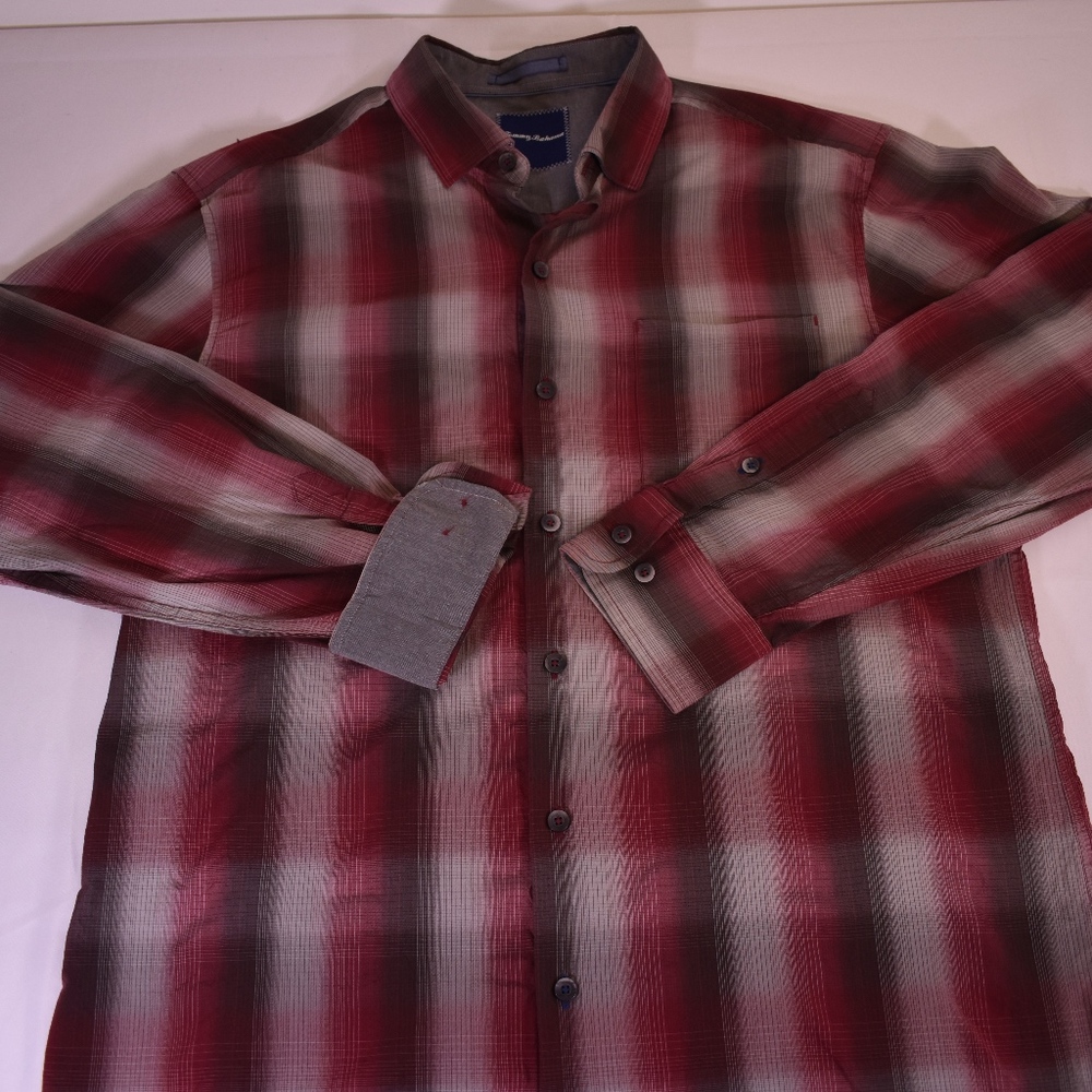 TOMMY BAHAMA Men's Button Down Shirt - M